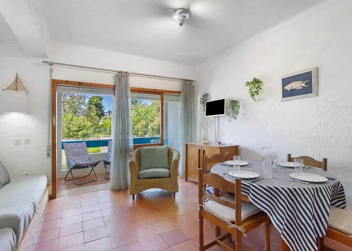 Santiago's Oura House Albufeira